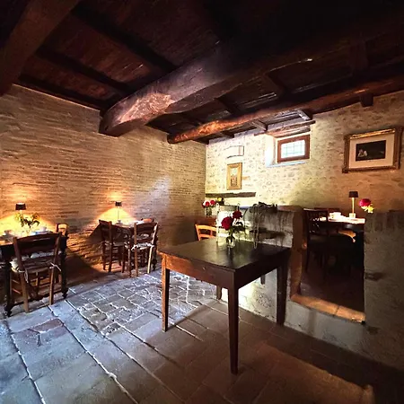 Casa Rossa - Francesca
