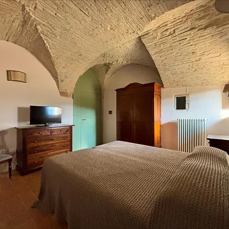 Casa Rossa - Francesca Farm stay Castel Ritaldi